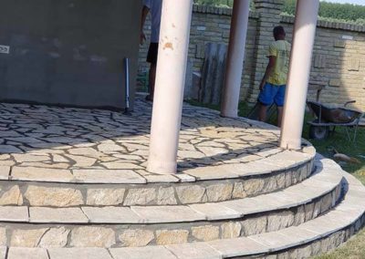 Prirodni kamen Stepenište