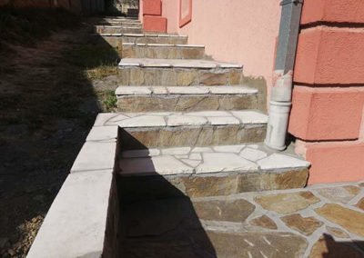 Prirodni kamen stepenice