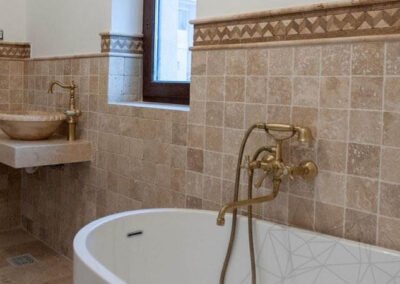 travertin braon pločice 10 x 10